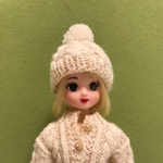リカちゃん手編みニット帽子