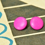 コロンとレトロな本革くるみピアス(アレルギー対応ステンレス製ポストピアス)