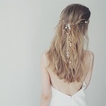 ウェディング ウエディング ブライダル ヘアアクセサリー ウェディングヘッドドレス wedding 【小花ゴールドワイヤー 】