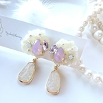 white pink ～雪の紫陽花 煌めくビジュー.｡.:*✧ピアス/イヤリング