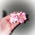 つまみ細工 桃白桜のポニーフック