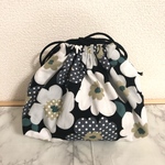 お弁当袋【北欧ドットフラワー(ブラック)】