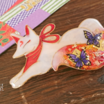 燐と蝶のお狐様バレッタ（白狐）