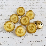■18mm■8個入■ヴィンテージボタン　ゴールドエンブレム柄　 [1113-18]  