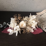 【人気NO.1】ドライフラワー　ヘアアクセサリー　　髪飾り　結婚式　卒業式　袴　かすみ草　ウェディング　成人式　　髪飾り　ウエディング　ホワイト　赤　ゴールド　花　振袖　成人式ヘア　前撮り