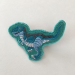 ティラノサウルス  手刺繍のブローチ
