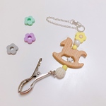 シューズクリッパー✳︎シューズクリップ✳︎シューズピンチ(ナチュラル✳︎木馬✳︎キーホルダー)