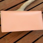 本革のピンク色の長財布（セール品）