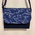 恐竜(青系)　ポシェット   キッズ   男の子用