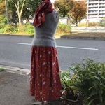 ストール付、着物リメイクお安くしました。真紅。色とりどりの花