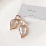 再再販／クリア2連ピアス／クリア変形ピアス 樹脂 アレルギー対応 結婚式 お入学式 呼ばれ 大ぶりクリア
