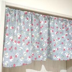 カフェカーテン ピンクのお花