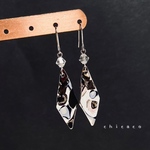 SWAROVSKIメタルウェーブロンブスピアス／イヤリング