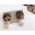 big marble × white marble