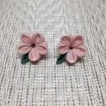 つまみ細工　ピアス　ピンク
