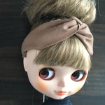 ネオブライス   アウトフィット  ヘアターバン(ライトベージュ)