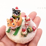 ちょこっと飾り＊柴犬サンタのソリ遊び＊2019＊クリスマス