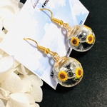 人気♡【向日葵🌻ハーバリウム】ピアス、ノンホールピアス、サージカルステンレスピアス、イヤリング