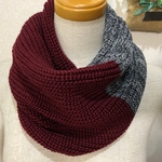  ２色ねじり入りスヌード　  ボルドー＆チャコールミックス