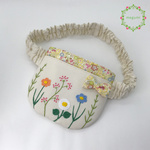 ※受注制作※【ウエストゴム】お花の刺繍　ふたなし移動ポケット（ベージュ）