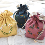 リース刺繍の贈り物