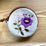 手刺繍　まるポーチ　直径12cm