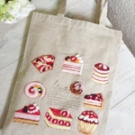 Cafe-sweets☆羊毛刺繍トート〜いちごスイーツ🍰🍓
