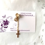 十字架のイヤーカフ（片耳用）