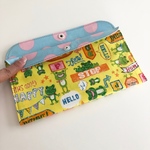 No.782【在庫処分】300円！カエルのペタンコポーチ　母子手帳ケース