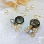 シャイニーグレーのピアス／イヤリング