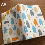 A5ブックカバー ミツバチとクマ