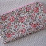 リバティ・フェリシテ（ラミネート生地）　長財布　L字財布　薄い　軽い　通帳ポーチにも