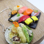 お寿司と天ぷら盛り合わせセット