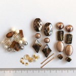 *1点限定* /ビーズ アソート/ ハンドメイド パーツ ビーズ アクリル 素材 ピアス イヤリング  おおぶり 個性的 秋冬 かすれビーズ パール ガラス ゴールド系