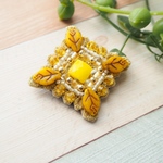 SALE【ブローチ】ビーズ刺繍