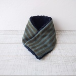 モスグリーンのボーダーとネイビーボア ふわふわ ネックウォーマー