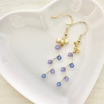 紫と青のジグザグリボンピアス