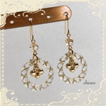 SWAROVSKIサークルピアス／イヤリング ゴールデンシャドゥ