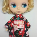 ブライス 着物 振袖 リカちゃん着物 振袖 No.150 黒 椿と桜
