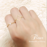 【再販91】＊square frame＊ gold chain ring accessory