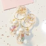⌘キラキラチェコビーズとシャイニーパールのクリアピアス⌘