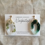 green＆white＊botanical 変形フープ ピアス/イヤリング
