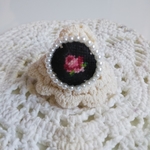 プチポアン   小さな薔薇の刺繍  指輪【送料無料】