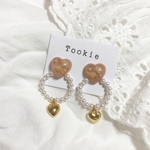 pink×gold♥かすみ草とパールのハートイヤリング/ピアス
