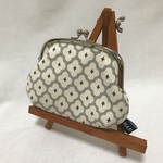 手に馴染む　親子がま口グレー　ホワイト花柄