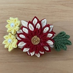 つまみ細工　髪飾り　ブローチ