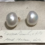 10金製、天然バロックパールピアス