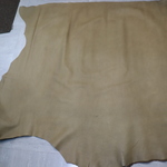 【特価品】大きめカットの牛革[M-107]