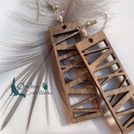 木のピアス　ナチュラル