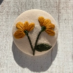 ★手刺繍★くるみボタン★ヘアゴム